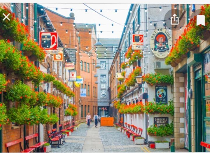 Unique Belfast Stay Exterior photo